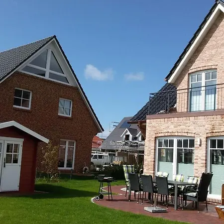 With 4 Bedrooms Dom wakacyjny *