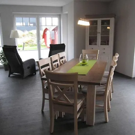 Dom wakacyjny With 4 Bedrooms Wittendun