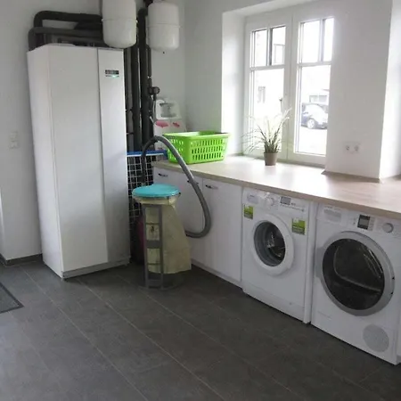 With 4 Bedrooms * Wittendun