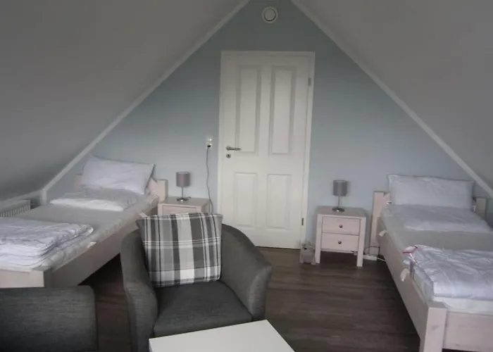 With 4 Bedrooms Feriehus